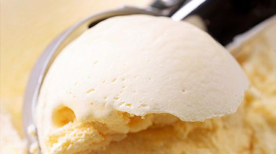 Creamy Banana Ice Cream recipe for dogs